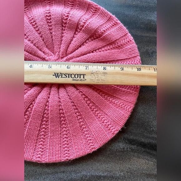 Knit Hat Beret Fitted Womens One Size Pink Ribbed Winter Warm Slouchy Cozy - Picture 3 of 3